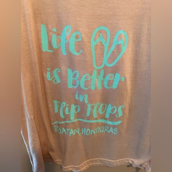 Pink tank top with flip flop graphic on front - Picture 2 of 6